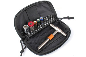 Fix It Sticks 65, 45, 25 & 15 Inch Lbs Kit with Deluxe Pouch, T-Handle, Extended Bit